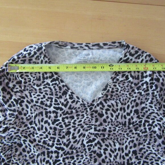 CHICO's Brown & beige leopard animal print t shirt - v neck -  size 3 = XL - Picture 10 of 13